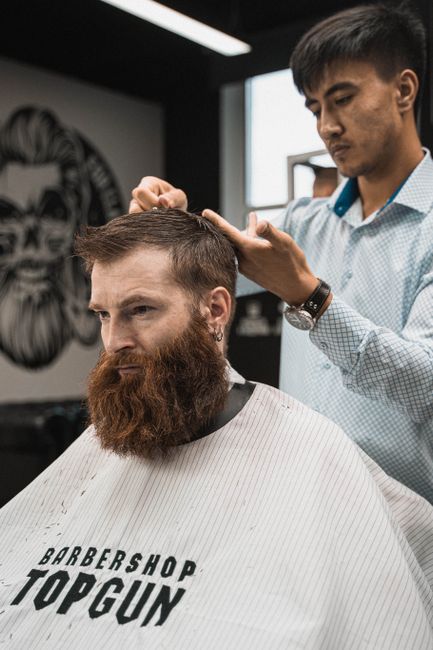 Hot towel shave detail